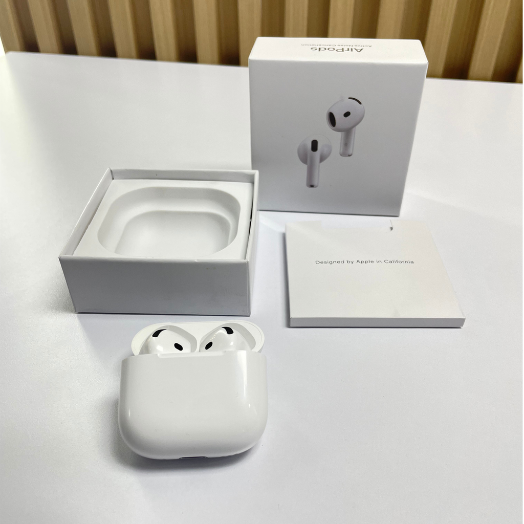 Audífonos Inalámbricos Serie 4 Pro – Elegancia y Sonido Envolvente
