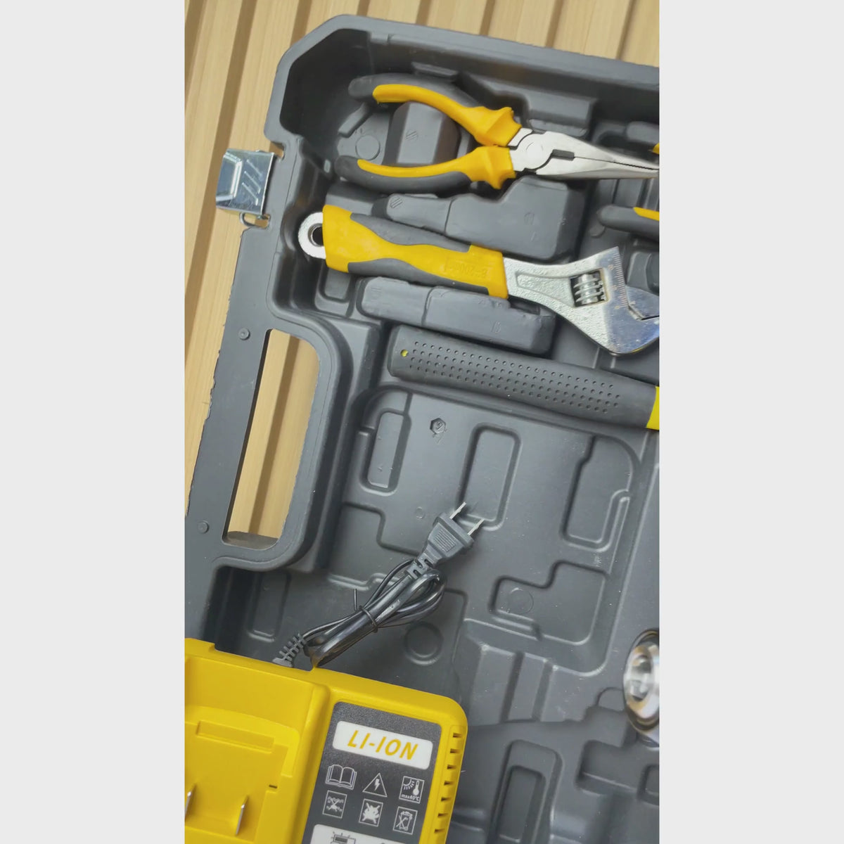 Maletín de Herramientas y Taladro – Set Multiusos para el Hogar