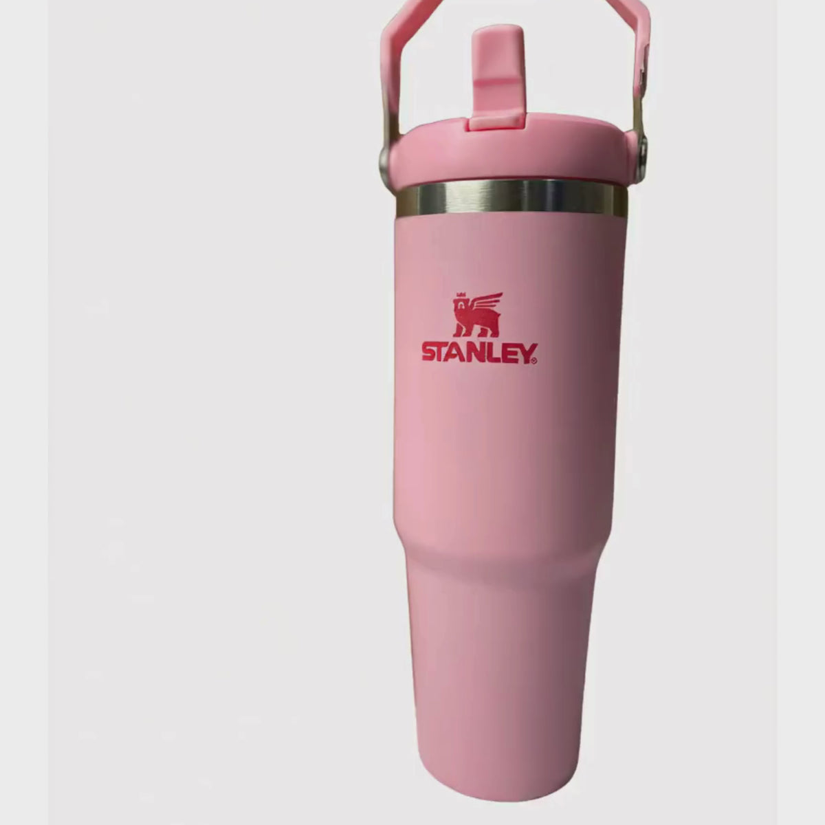 Termo Stanley 30oz – Mantiene Frío o Caliente por Horas